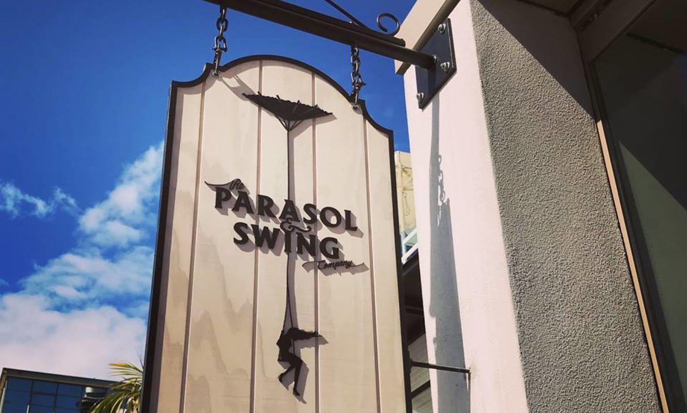 Parasol Swing