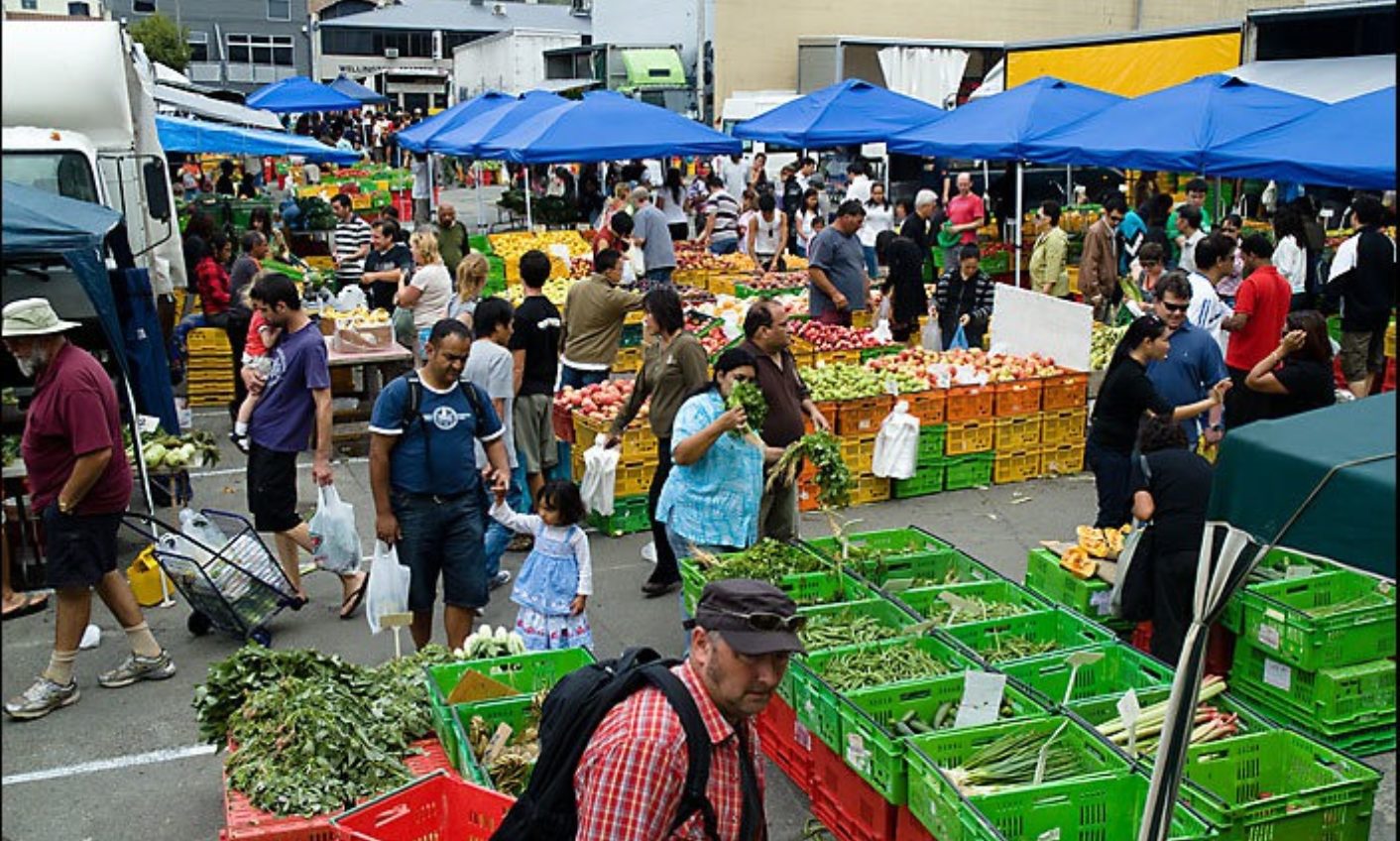 Farmer's Market Is The Perfect Place To Fuck In Public