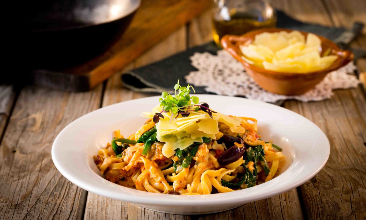 Mushroom Feta And Spinach Linguine